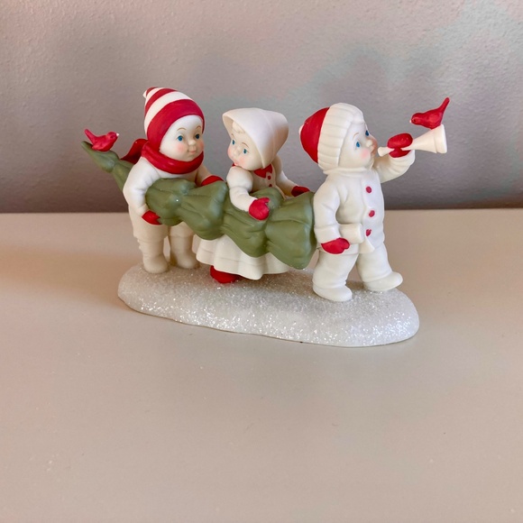 Dept 56 Simple Traditions Holly Lane Figurines Set